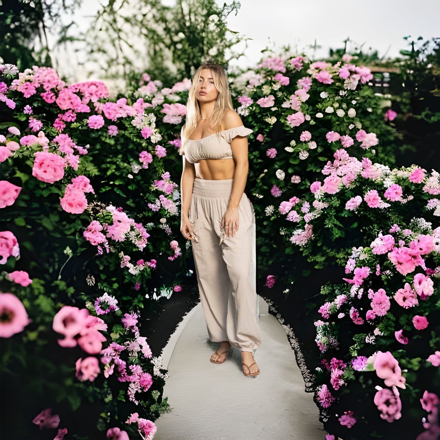 Elastic pants khaki
