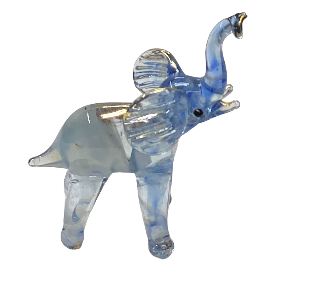 Glass elephants large
