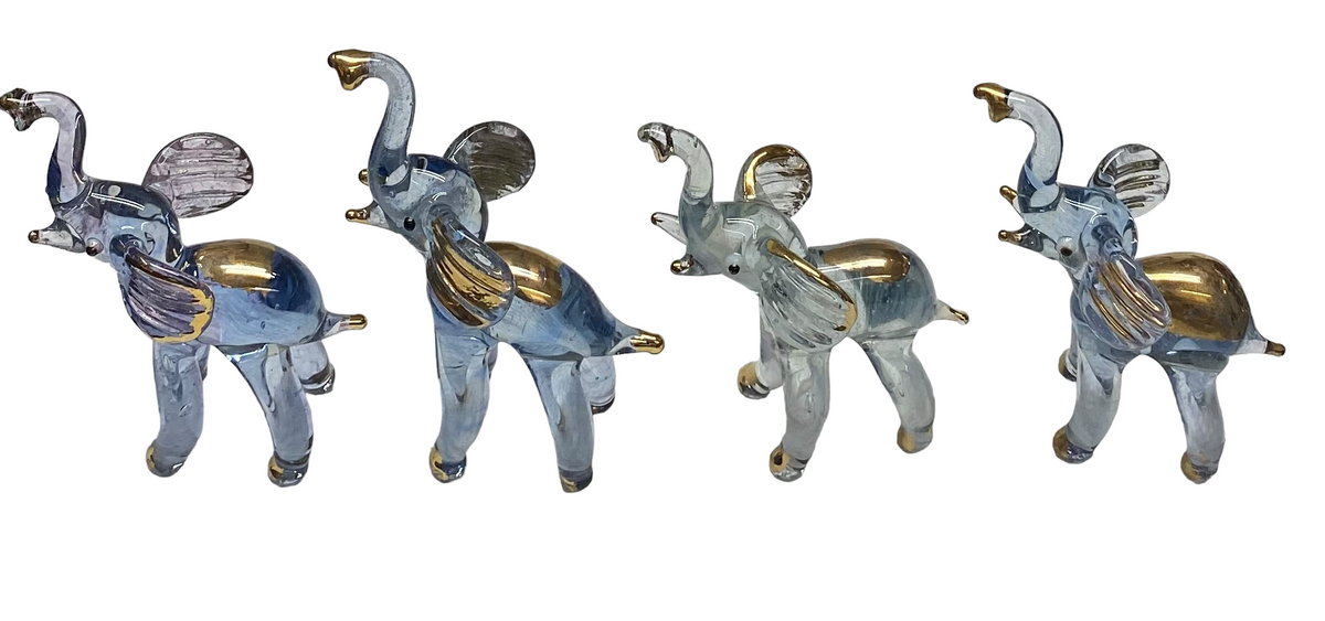 Glass elephants large