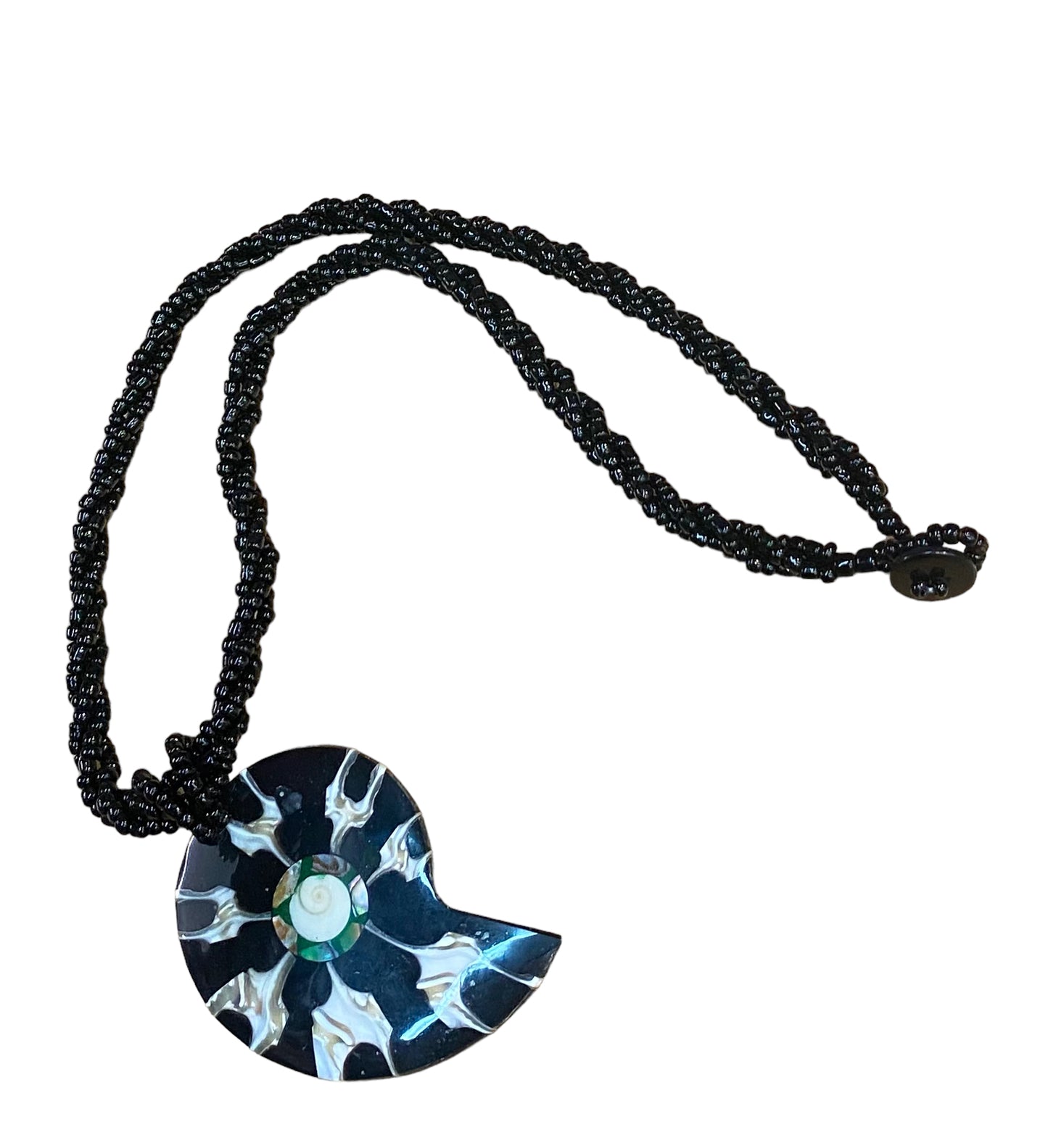 Beads shell necklace black
