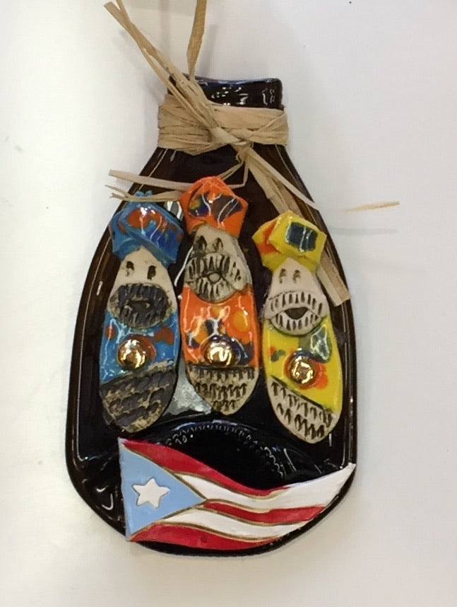 Ceramic three kings on melted bottle