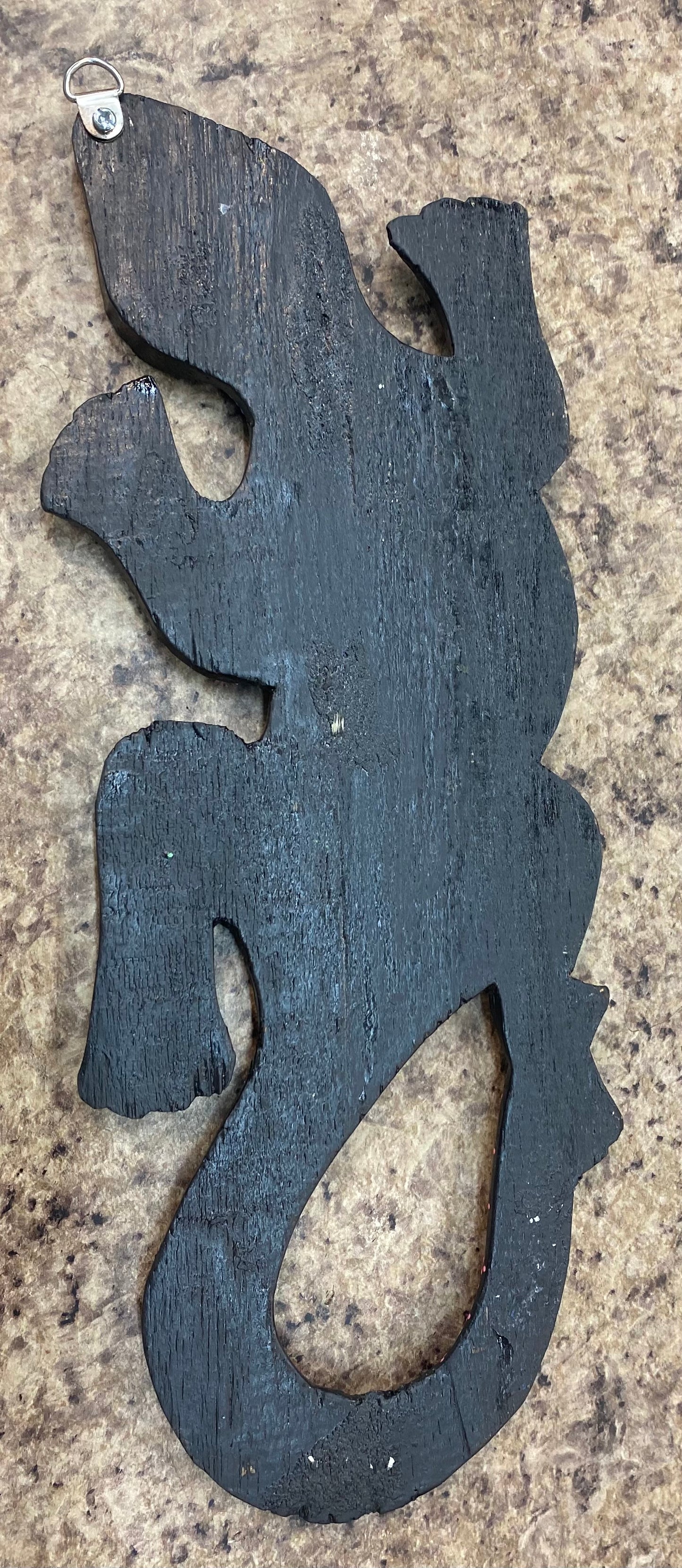 Wooden geckos