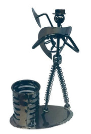 Métal wired screw musician figurine