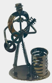 Métal wired screw musician figurine